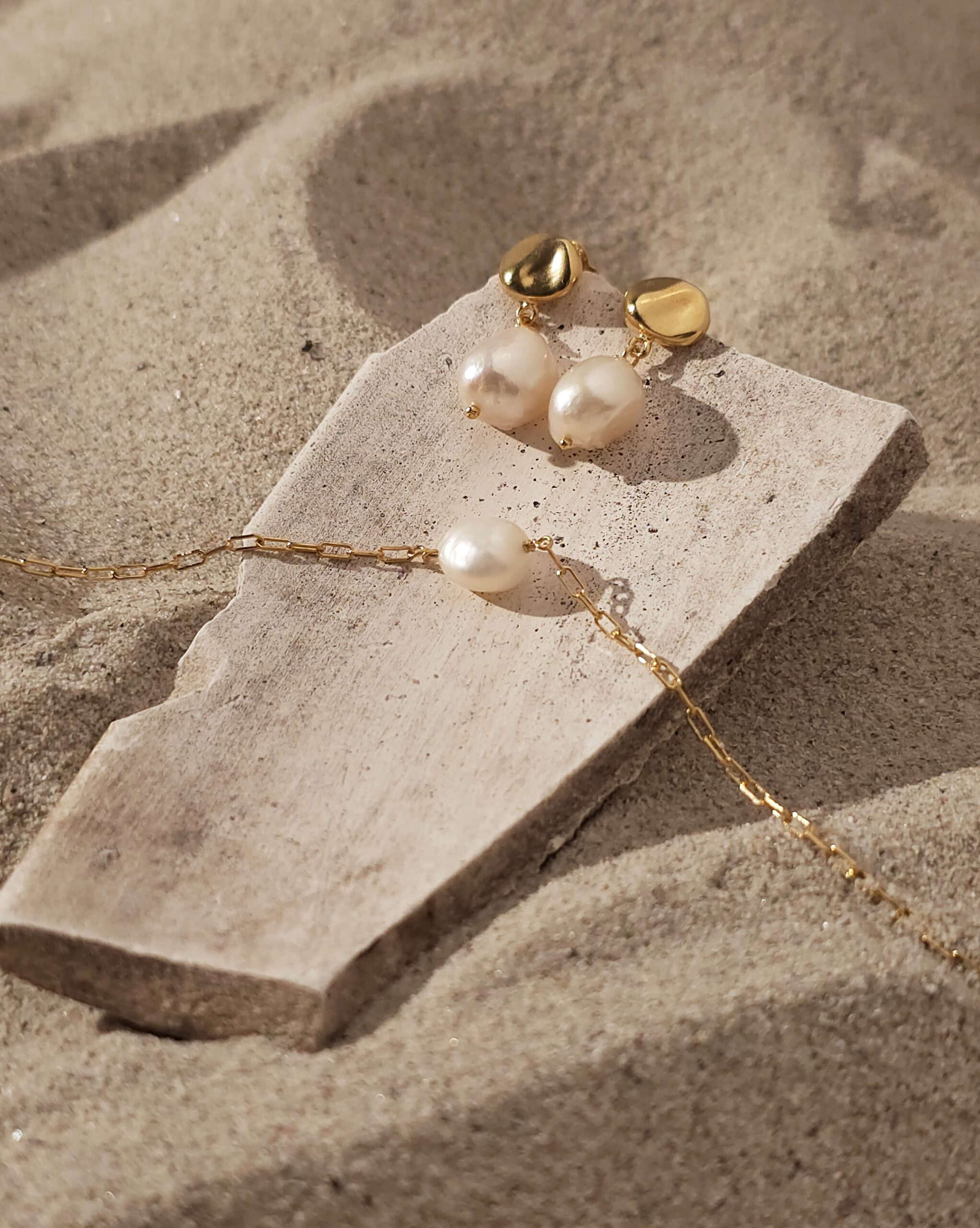 Pebble and Pearl earrings