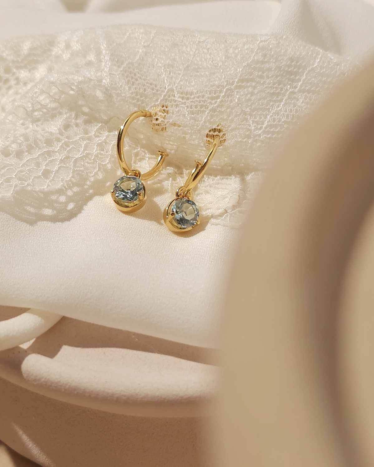 Round Stone Huggies - Gold