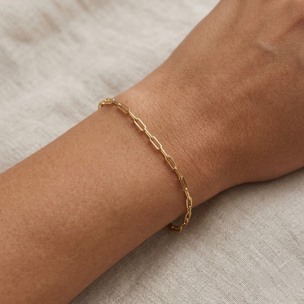 9ct Yellow Gold Elongated Fine Paper Clip Bracelet