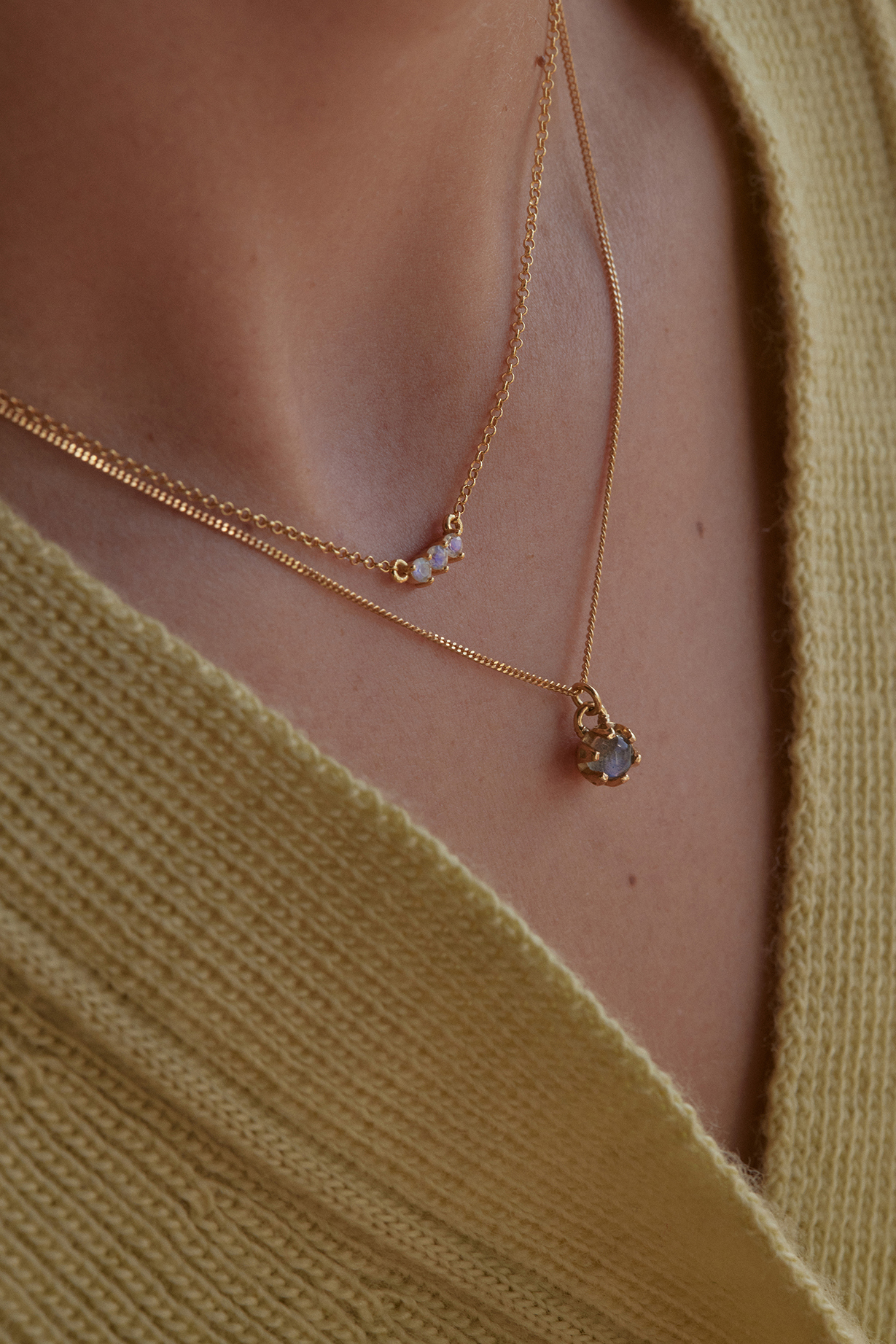 Cabochon Necklace - Gold